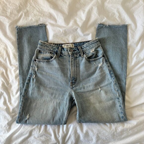 Abercrombie Curve Love Mom Jeans - Picture 3 of 5